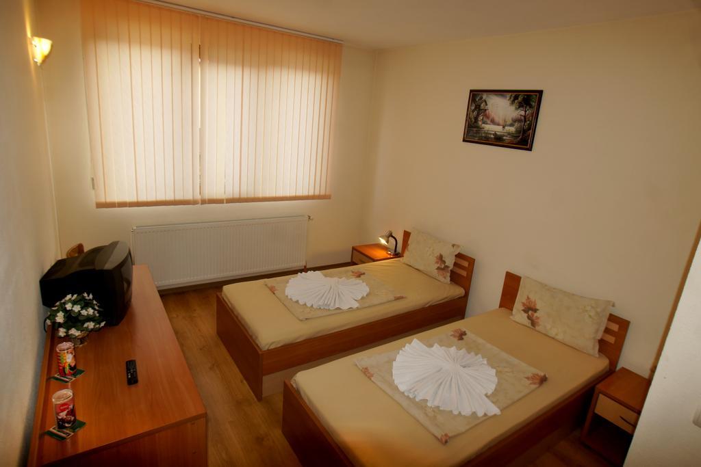 Family Hotel St. Constantine And Helena Ιβαΐλοβγκραντ Δωμάτιο φωτογραφία