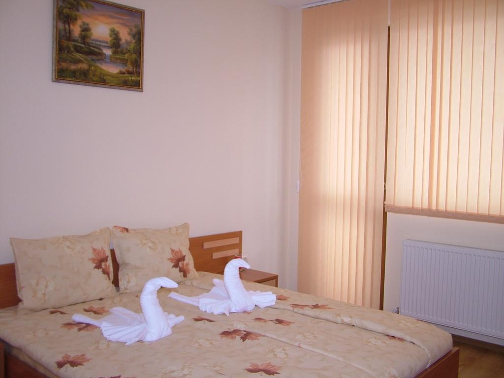 Family Hotel St. Constantine And Helena Ιβαΐλοβγκραντ Εξωτερικό φωτογραφία